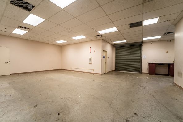 Veterans Affairs Outpatient Clinic: 351 Hartnell Ave, Redding, CA 96002